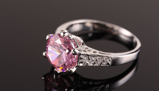 Pink Sapphire for Your Engagement Ring: A Complete Guide