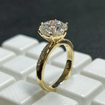 Lumen Aurielle 3.0ct Diamond Ring – 18K Yellow Gold